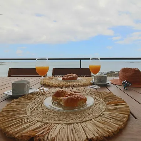 Apartment Extra Luxurious On The Beachfront