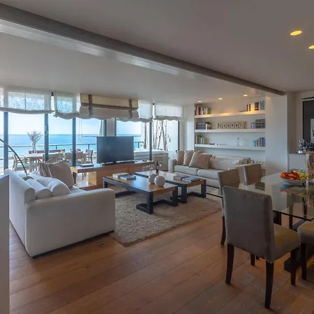 Extra Luxurious On The Beachfront Apartment *