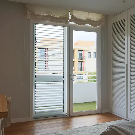 Extra Luxurious On The Beachfront Apartment *