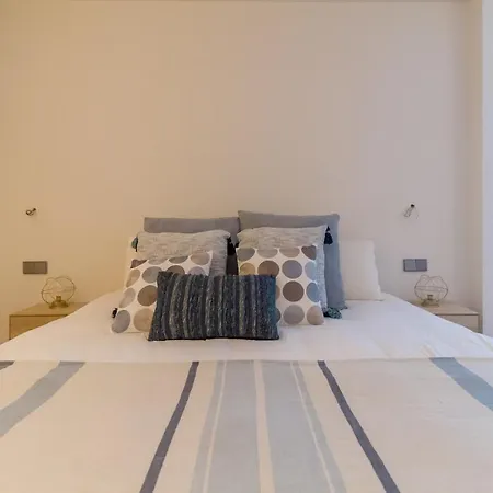 Extra Luxurious On The Beachfront Apartment Salinetas