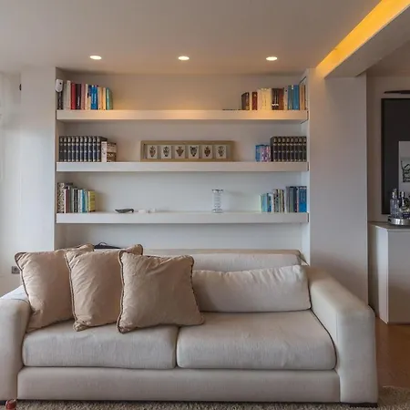 Extra Luxurious On The Beachfront *