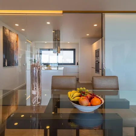 Extra Luxurious On The Beachfront.