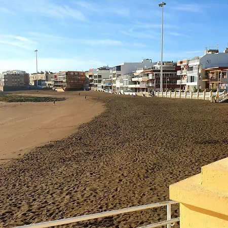 Extra Luxurious On The Beachfront. *