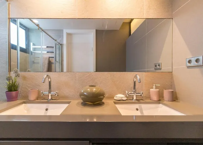 Extra Luxurious On The Beachfront. Salinetas