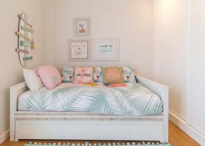 Extra Luxurious On The Beachfront. *