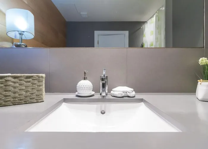 Extra Luxurious On The Beachfront. *